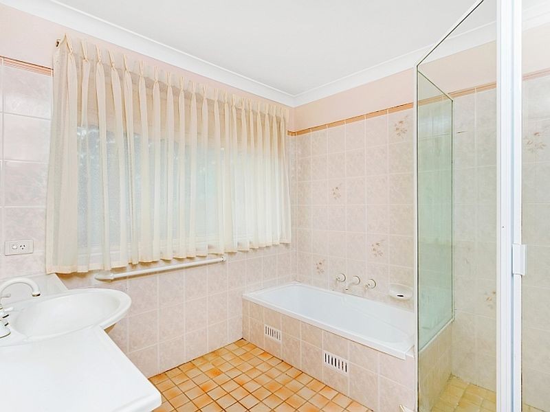 8 Wagtail Place, Green Point NSW 2251
