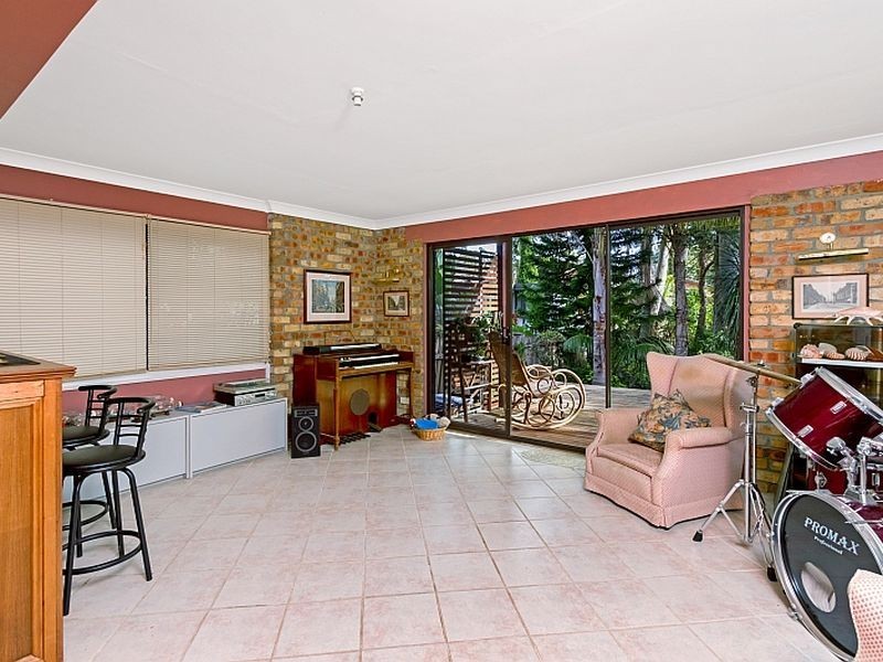 49 Kuburra Road, Erina NSW 2250