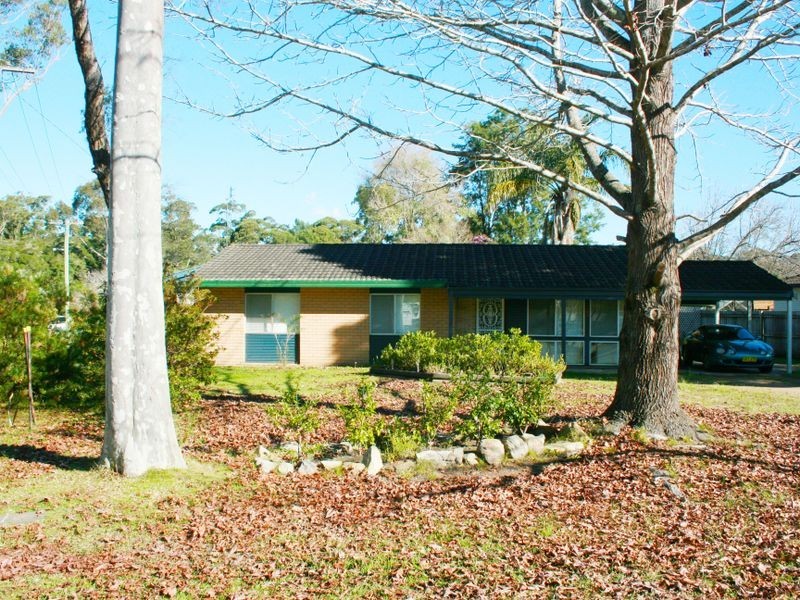 16 Chiltern Road, Erina NSW 2250