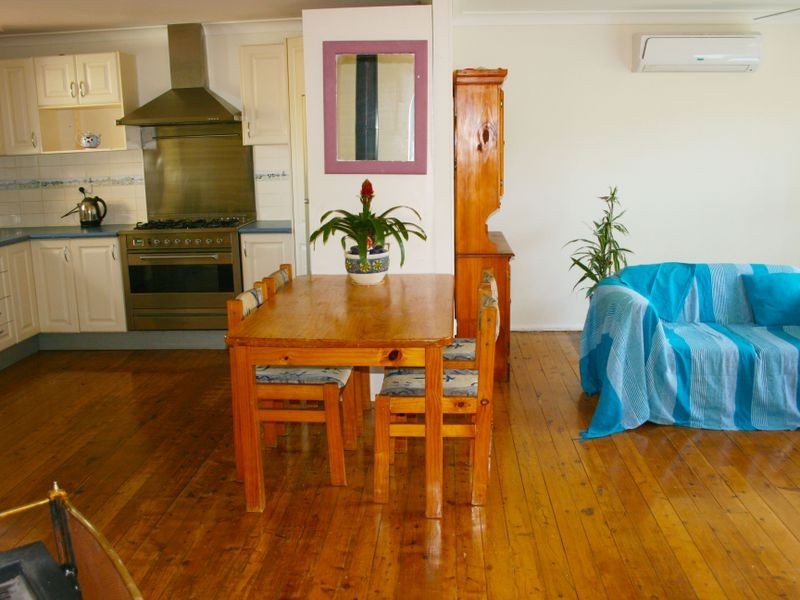 32 Winani Road, Erina NSW 2250