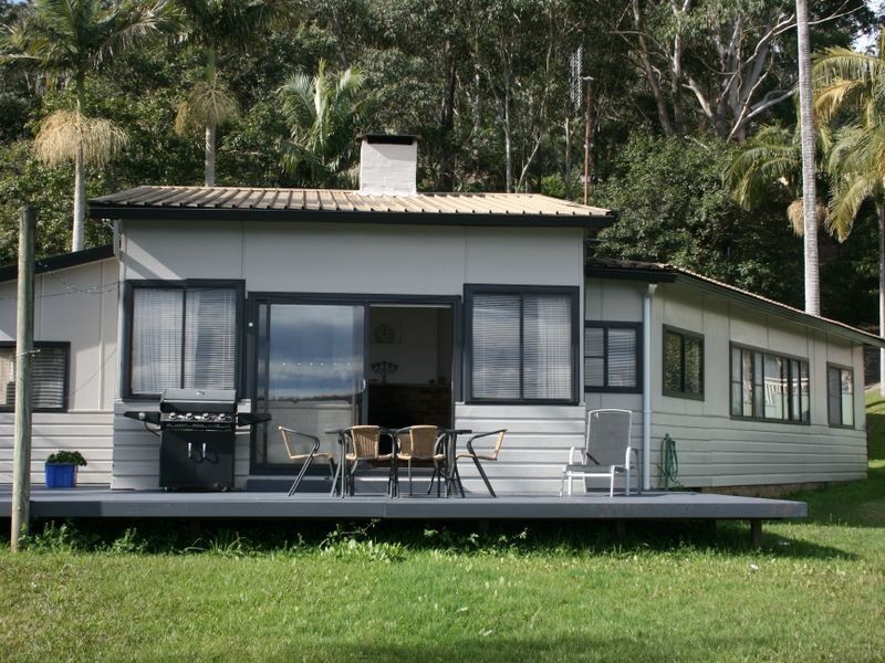 319C Avoca Drive, Green Point NSW 2251