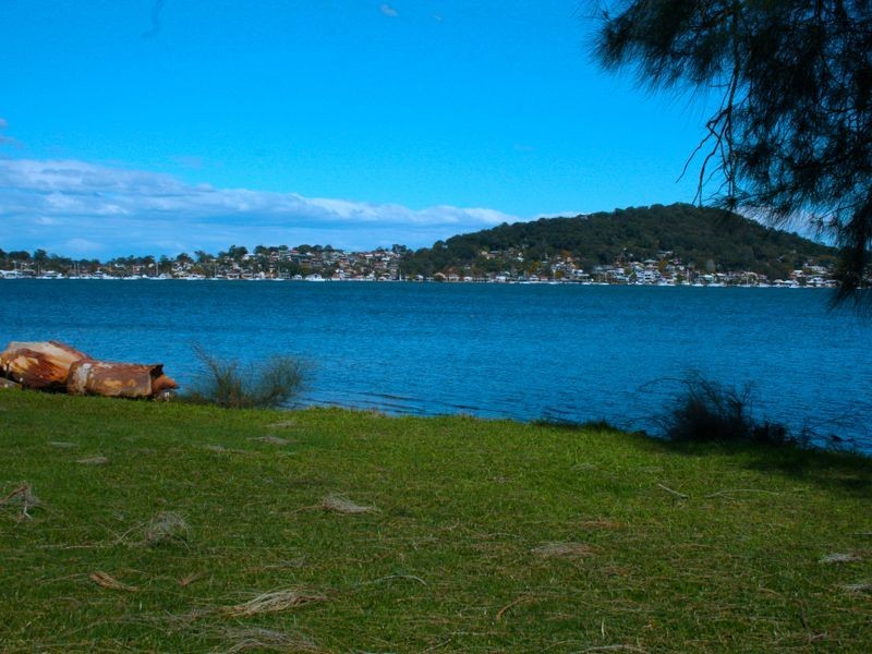 319C Avoca Drive, Green Point NSW 2251