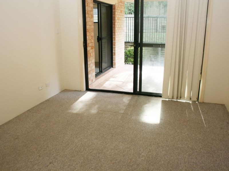 2/11 Riou Street, Gosford NSW 2250