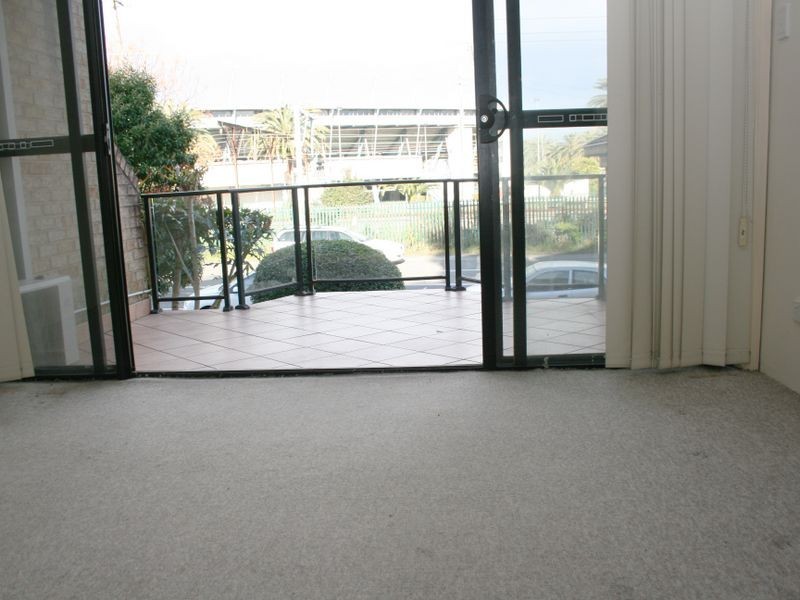 2/11 Riou Street, Gosford NSW 2250