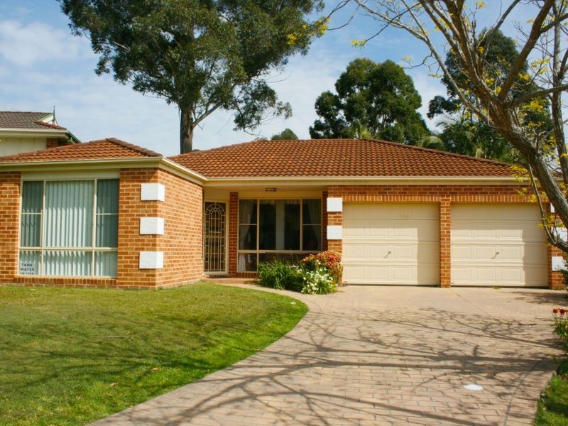 8 Sunbeam Place, Erina NSW 2250