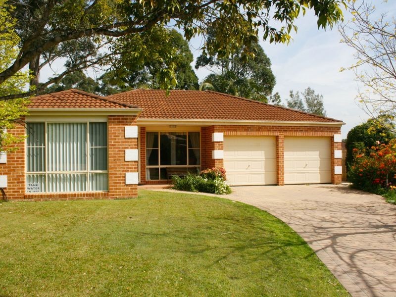 8 Sunbeam Place, Erina NSW 2250