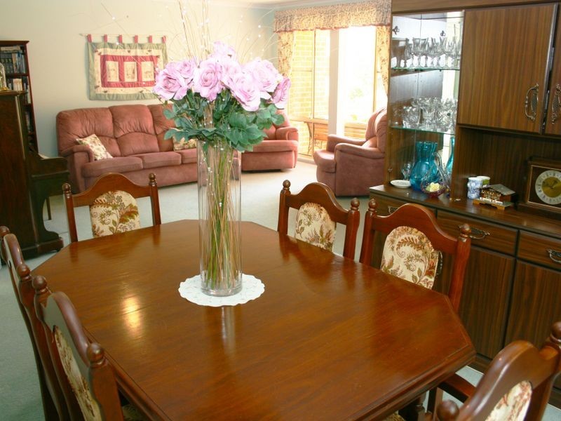 8 Sunbeam Place, Erina NSW 2250