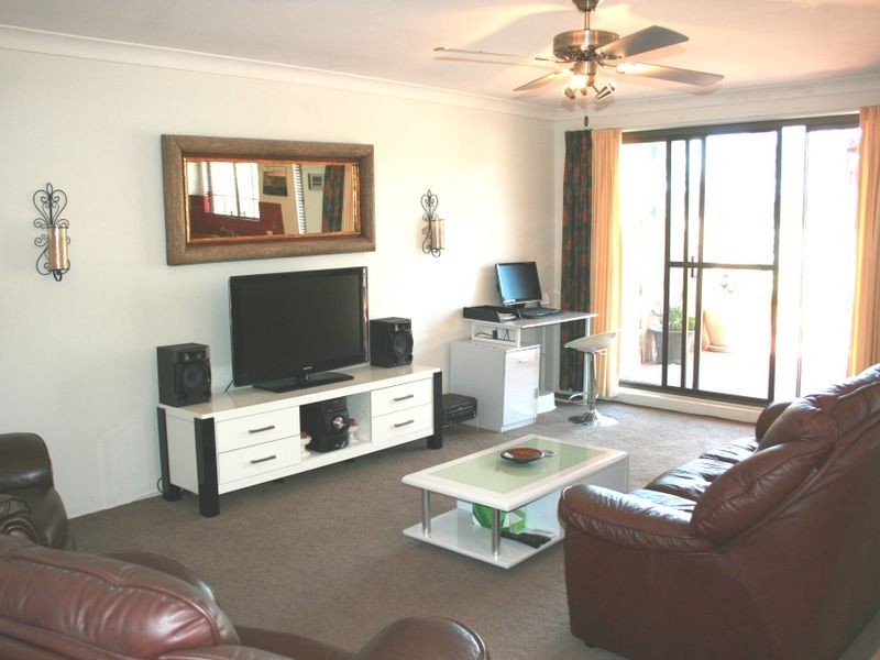 9/84-86 Henry Parry Drive, Gosford NSW 2250