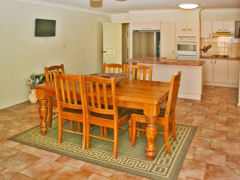 4 Nicholii Close, Springfield NSW 2250