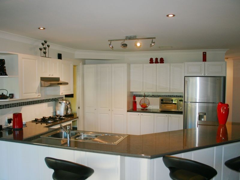 14 Robusta Close, Erina NSW 2250