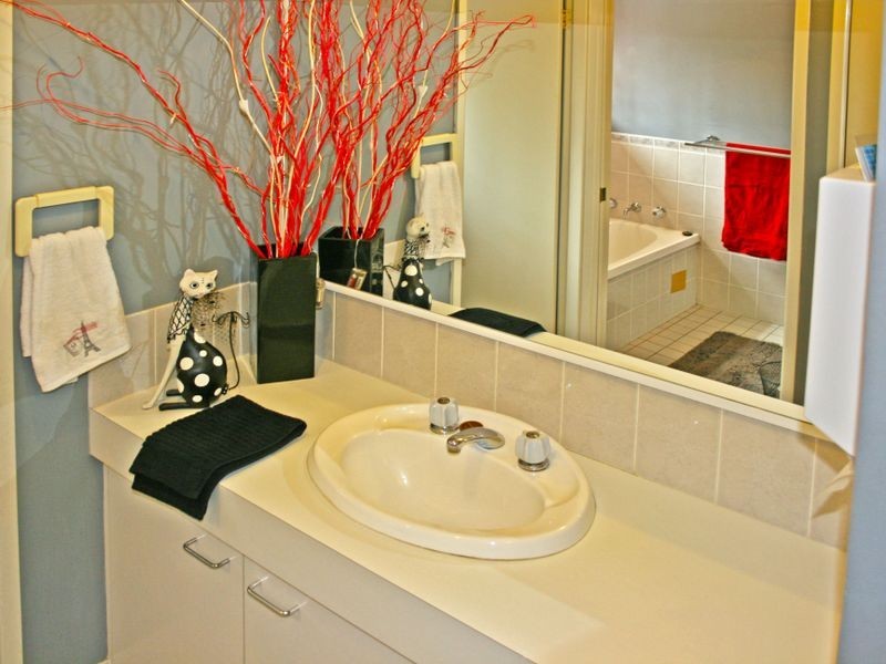 1/1 Greenlee Street, Green Point NSW 2251