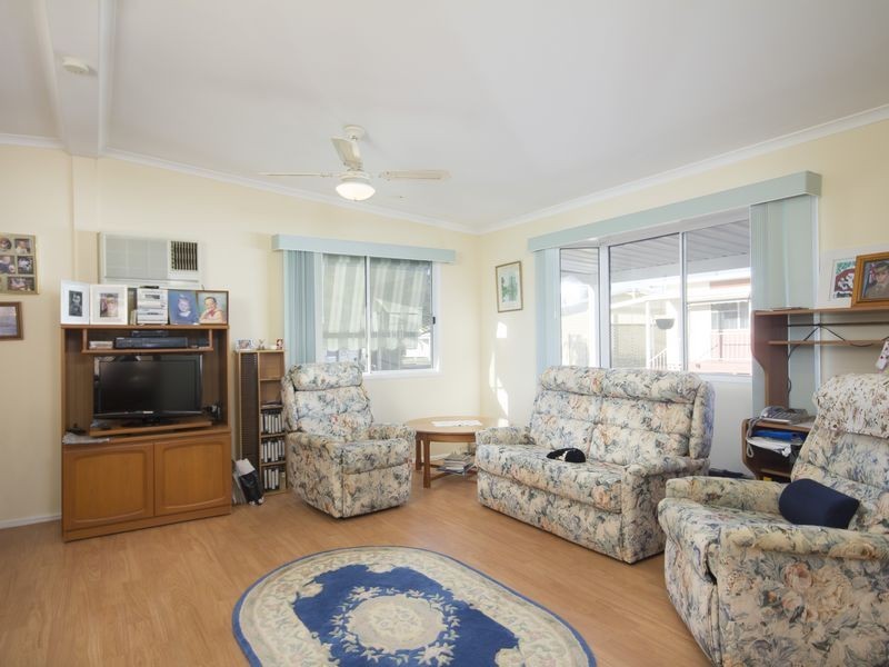 35 First Avenue Broadlands Estate, Green Point NSW 2251