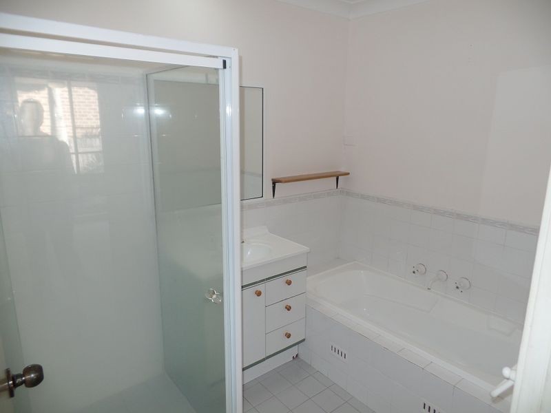 2/11 Beechwood Street, Ourimbah NSW 2258