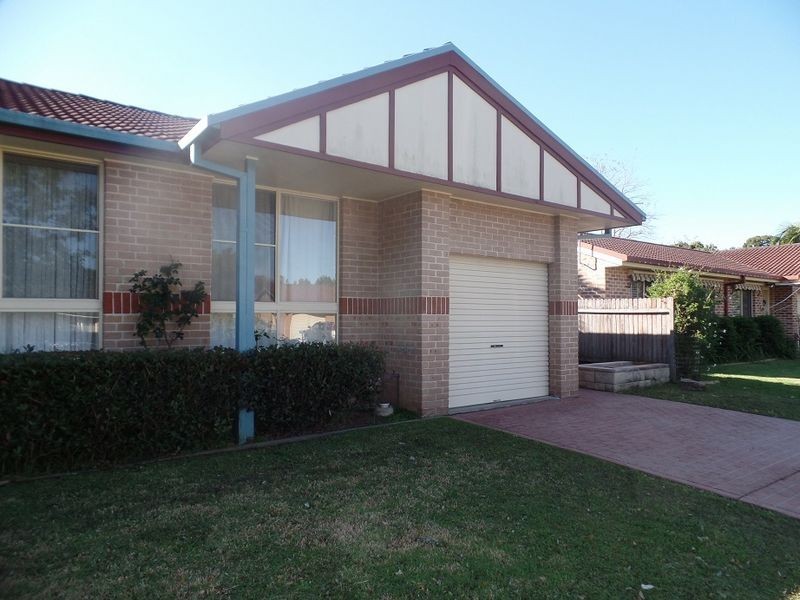 2/11 Beechwood Street, Ourimbah NSW 2258