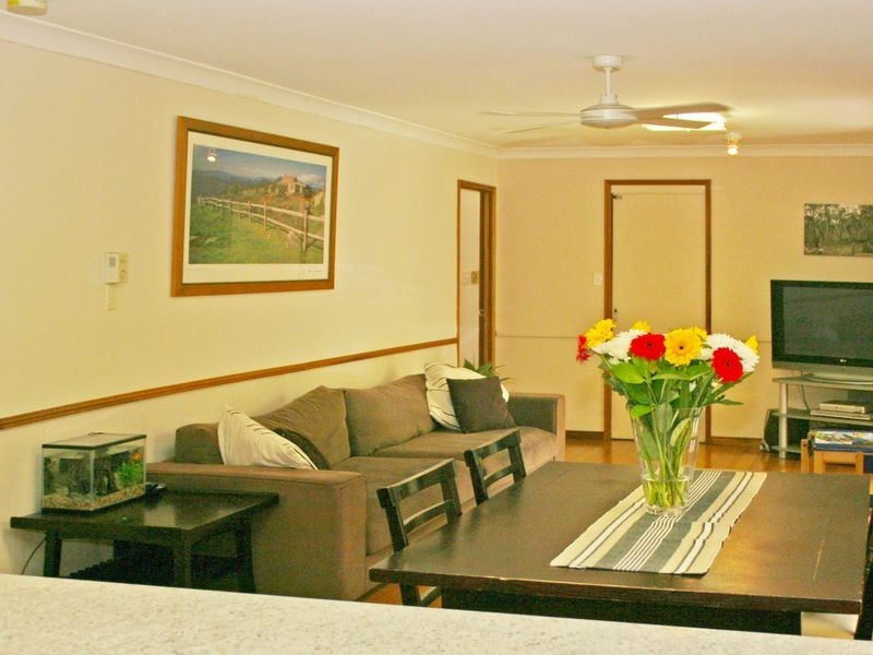 12 Treeland Road, Green Point NSW 2251