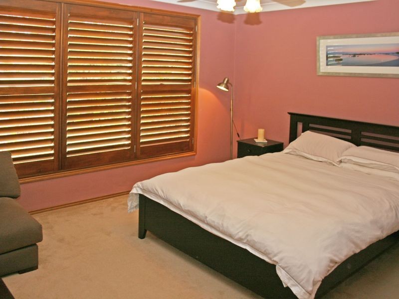 12 Treeland Road, Green Point NSW 2251