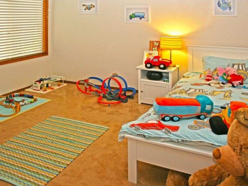 12 Treeland Road, Green Point NSW 2251