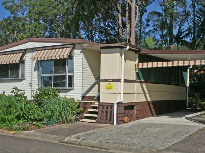 Row S 36A Broadlands Estate Milperra Road, Green Point NSW 2251