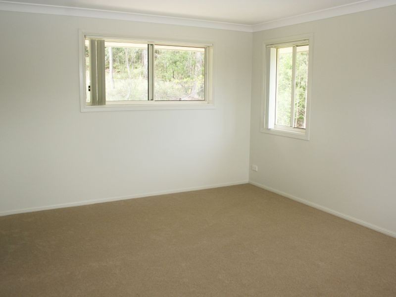 19 Bellbower Close, Green Point NSW 2251