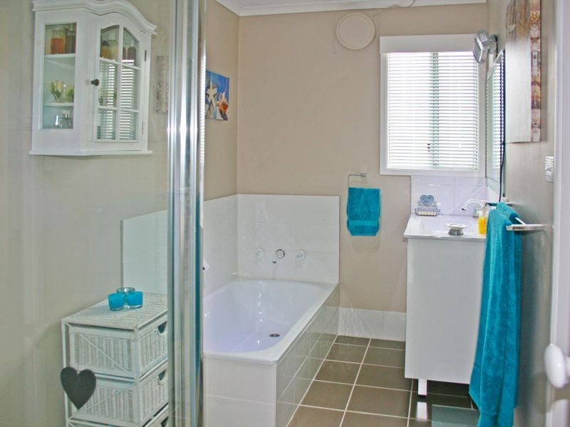 8 Third Av Milperra Road Broadlands Estate, Green Point NSW 2251