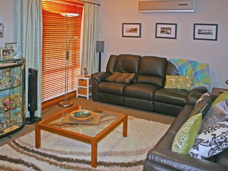 6 Stephen Close, Green Point NSW 2251