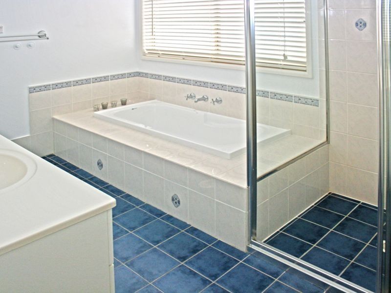 14 Tranquil Close, Green Point NSW 2251
