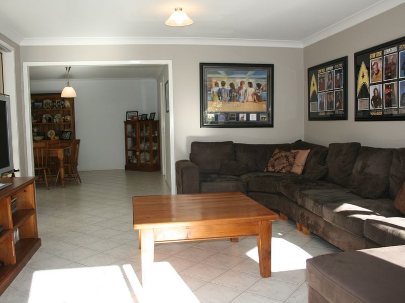 104 Bronzewing Drive, Erina NSW 2250