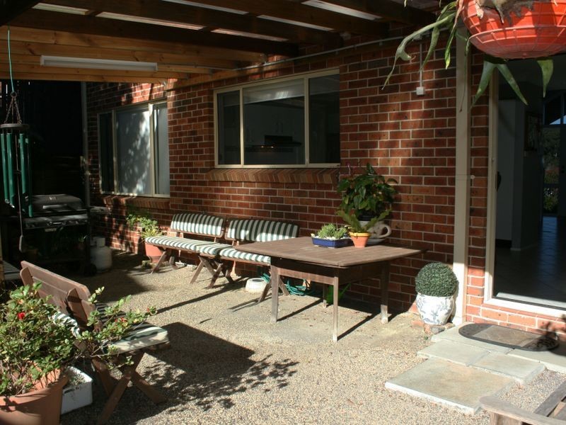 104 Bronzewing Drive, Erina NSW 2250