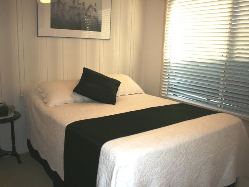 6 Third Avenue Broadlands Estate, Green Point NSW 2251