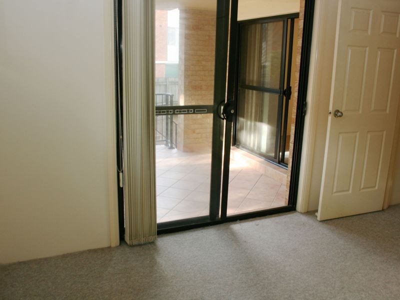 2/11 Riou Street, Gosford NSW 2250