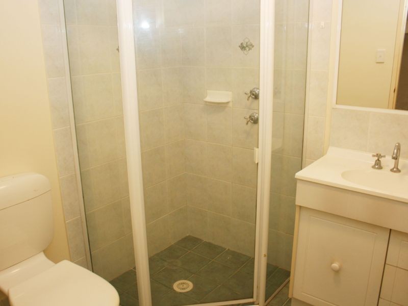 2/11 Riou Street, Gosford NSW 2250