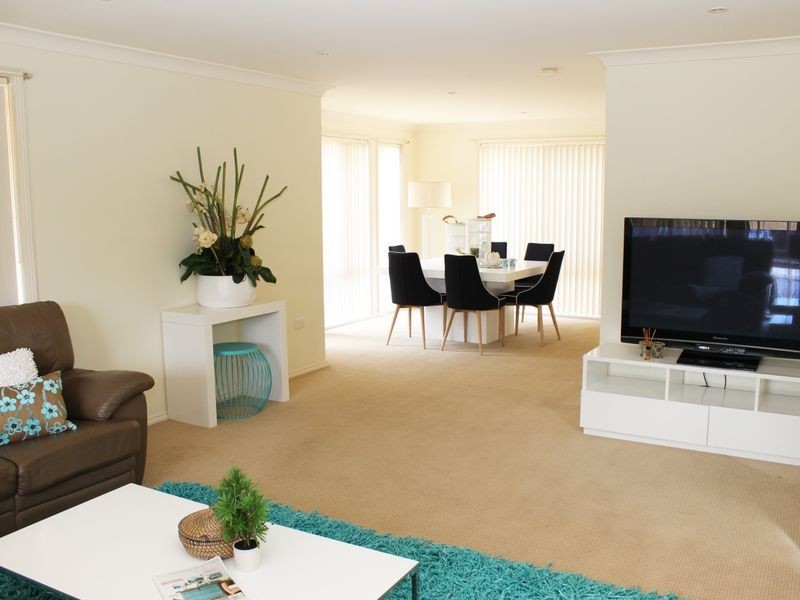 2 Flakelar Crescent, Terrigal NSW 2260