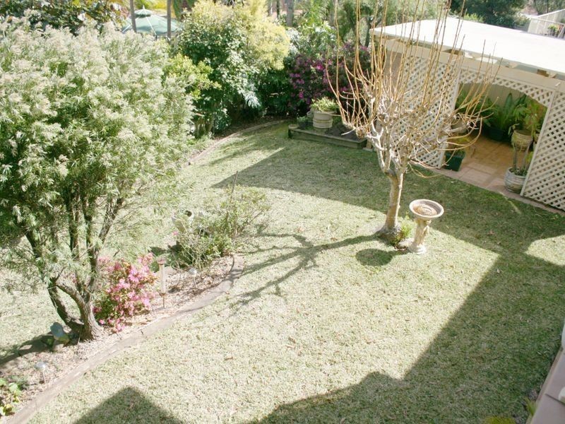8 Cooper Road, Green Point NSW 2251
