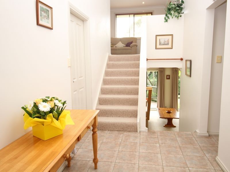 9 Howard Avenue, Green Point NSW 2251