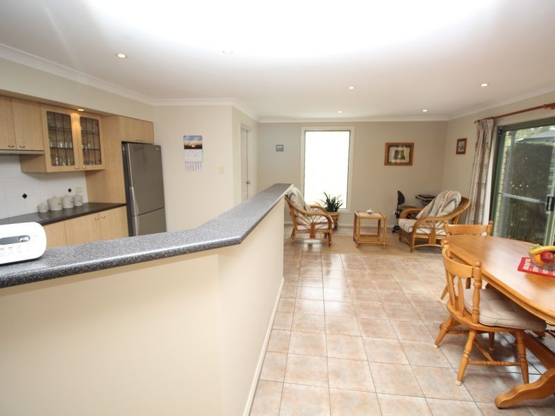 9 Howard Avenue, Green Point NSW 2251