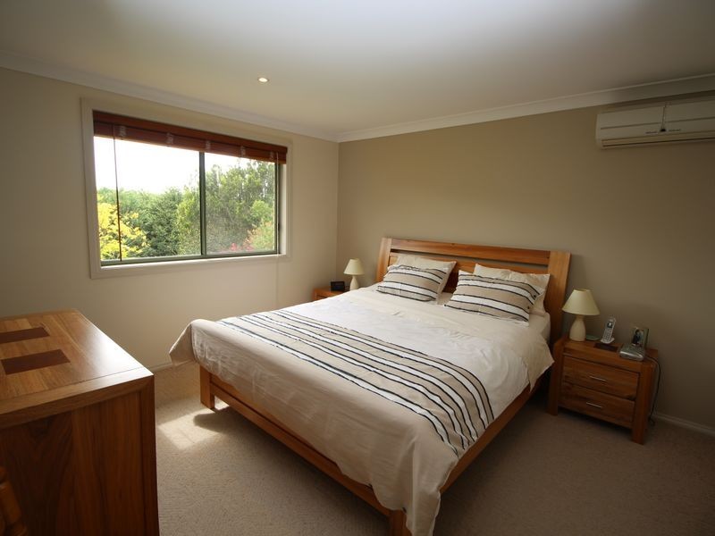 9 Howard Avenue, Green Point NSW 2251