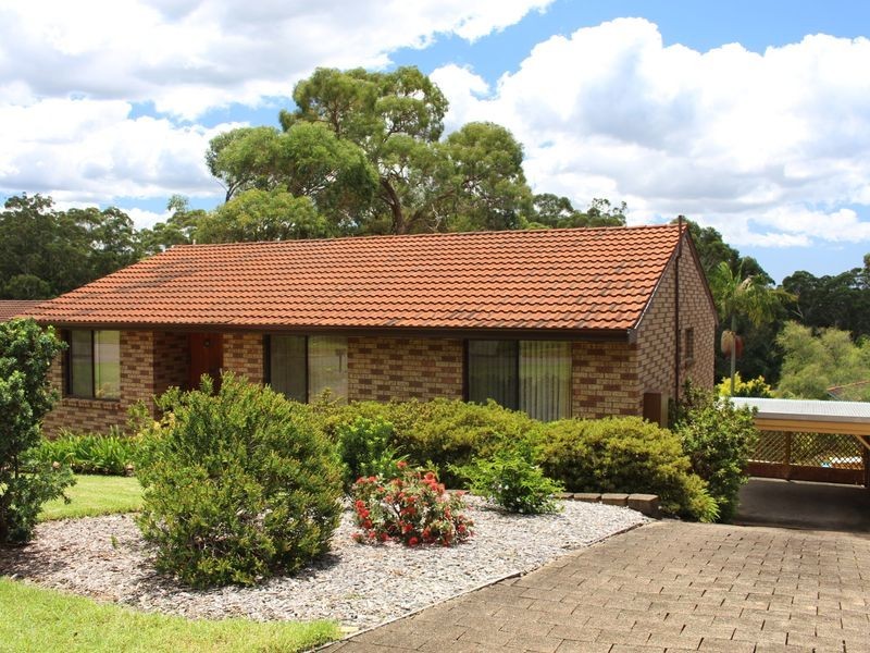 7 Howard Avenue, Green Point NSW 2251