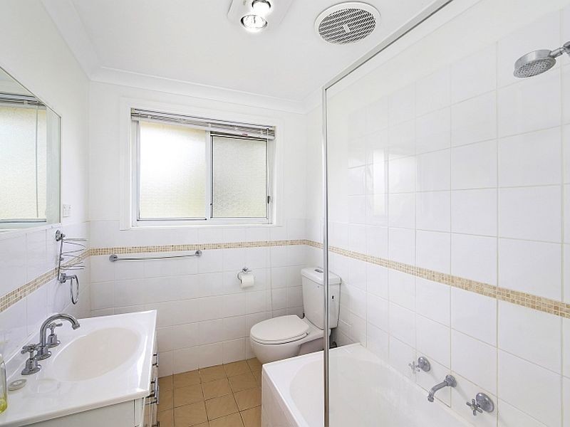 2/196 Avoca Drive, Green Point NSW 2251