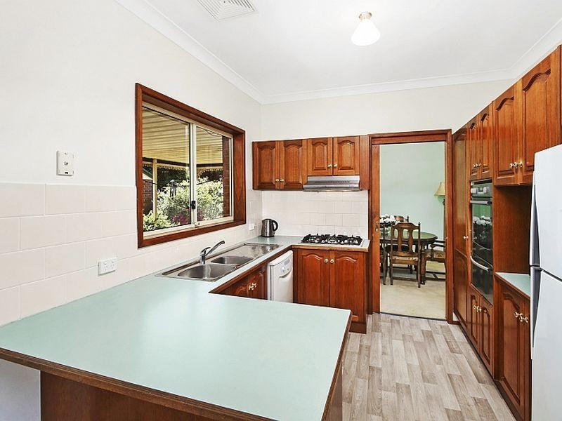 6 Ironbark Close, Ourimbah NSW 2258