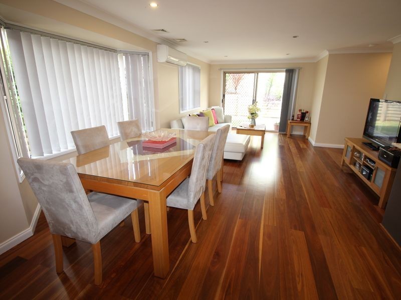 4/9 Jennie Cox Close, Erina NSW 2250
