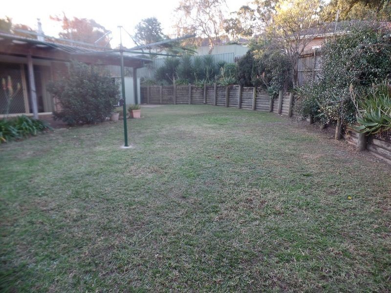 4 Judy Anne Close, Green Point NSW 2251