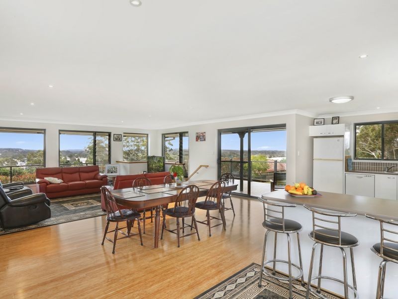 4 Hillview Crescent, Tuggerah NSW 2259