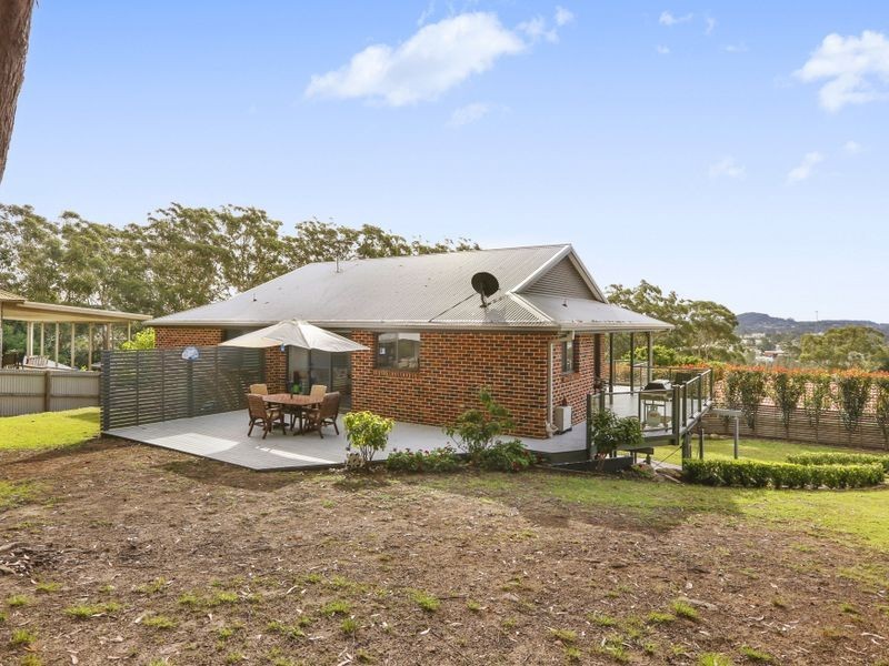 4 Hillview Crescent, Tuggerah NSW 2259