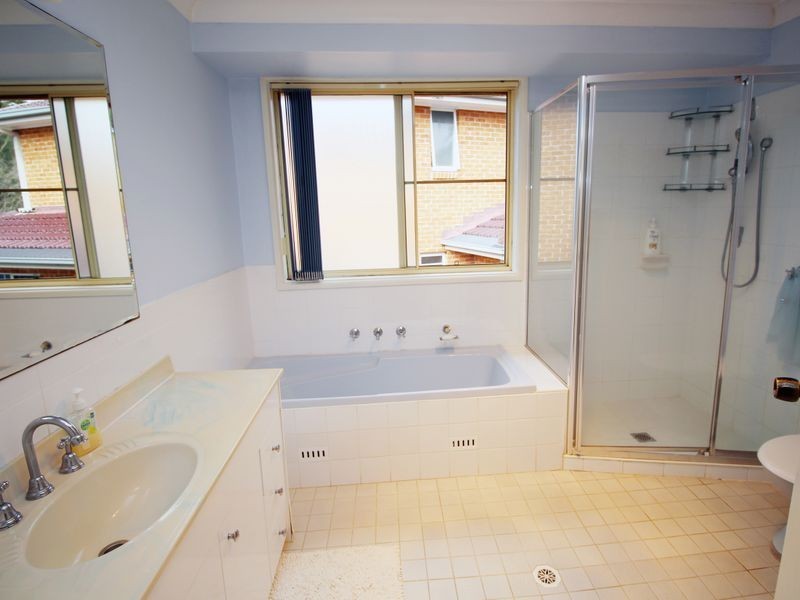 13 Treeland Road, Green Point NSW 2251