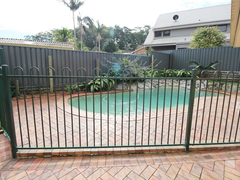 13 Treeland Road, Green Point NSW 2251