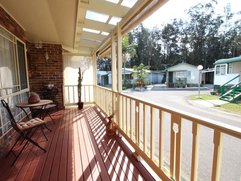 62 Second Avenue Broadlands Estate, Green Point NSW 2251