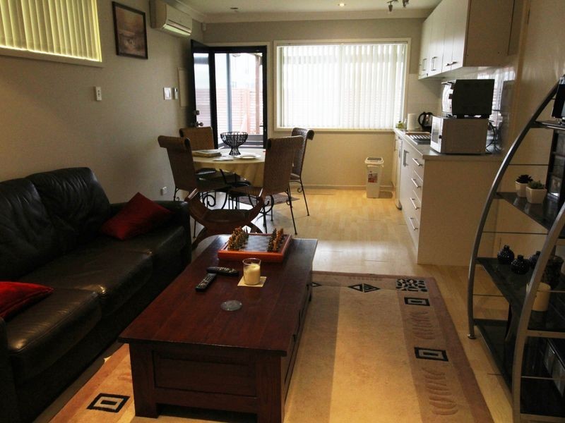 16 Winani Road, Erina NSW 2250