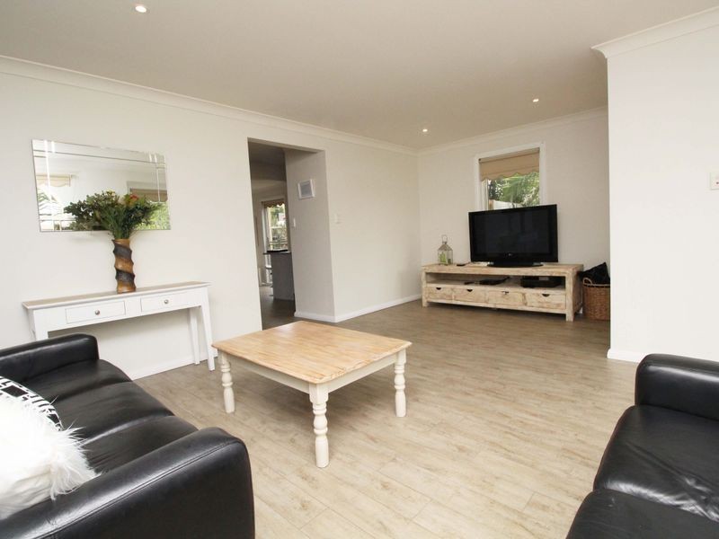 33 Bronzewing Drive, Erina NSW 2250