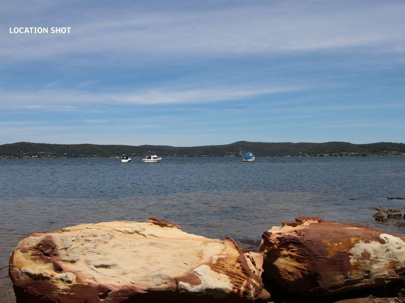 5 Elfin Hill Road, Green Point NSW 2251