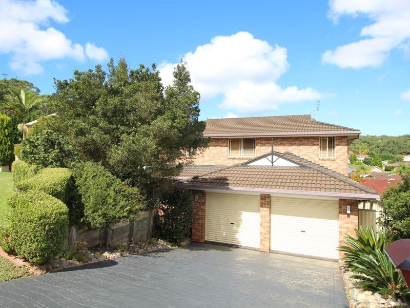 12 Day Dawn Place, Erina NSW 2250